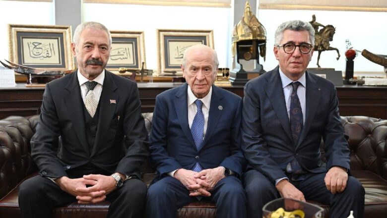  Devlet Bahçeli İki Ailenin Temsilcilerini Genel Merkezde Kabul Etti
