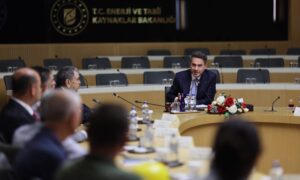 Bakan Bayraktar Doruk Madencilik İşçilerini Ağırladı