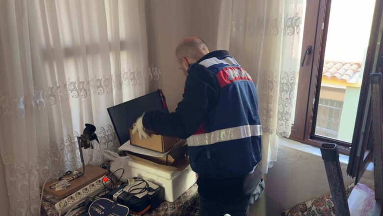  İzmir Merkezli FETÖ Operasyonunda 21 Gözaltı