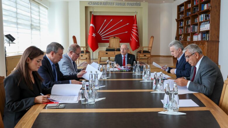  CHP Lideri Kılıçdaroğlu Ekonomi Masası Toplantısına Başkanlık Etti