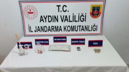 Kuşadası’nda Jandarmadan Uyuşturucu Operasyonu: 3 Gözaltı