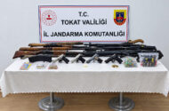 Tokat’ta Silah Kaçakçılarına Eş Zamanlı Jandarma Baskını