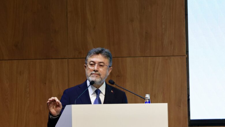 Bakan Yumaklı Moskova’da Uluslararası Veteriner Güvenliği Forumu’na Katıldı