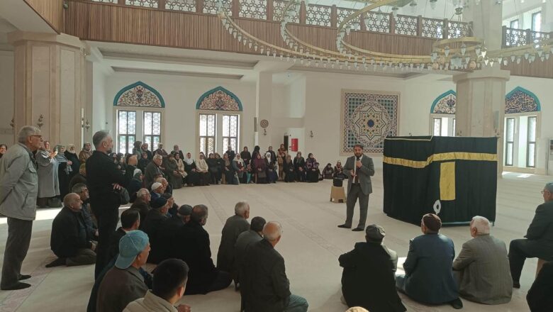  Kars’ta Umre Yolcularına Bilgilendirme Semineri Düzenlendi