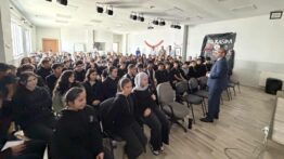 Vali Ziya Polat, Hasan Harakani Anadolu Lisesi’ni Ziyaret Etti