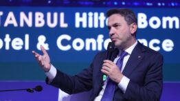 Bakan Bayraktar: Türkiye’nin Günde 1 Milyon Varil Ham Petrol Bulması Lazım