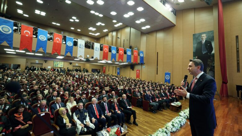  Bakan Bayraktar: Türkiye’yi Enerjide Bağımsız Kılacağız