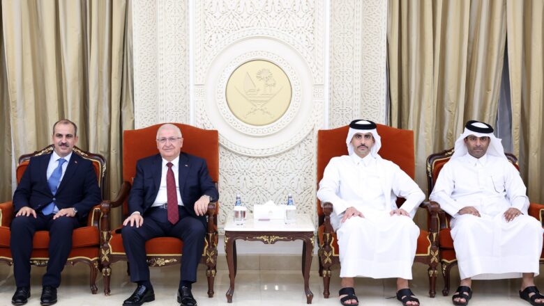  Milli Savunma Bakanı Yaşar Güler Resmi Ziyaret İçin Katar’da