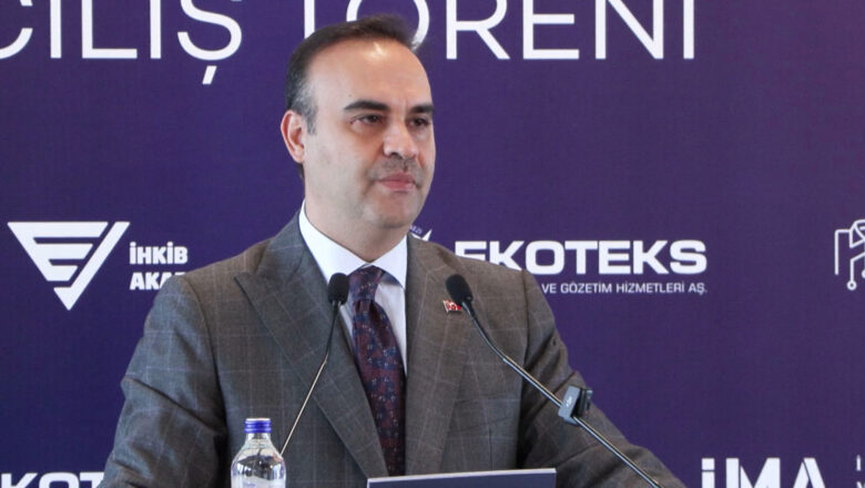 Bakan Kacır: Tekstil Ve Hazır Giyim Sektöründe 1,7 Trilyon Liralık Yatırımın Önünü Açtık
