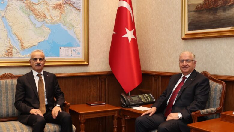 Bakan Uraloğlu İle Bakan Güler Bir Araya Geldi