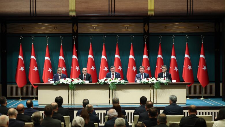 Cumhurbaşkanı Yardımcısı Yılmaz 2027 Yılı Bütçe Rakamlarını Açıkladı