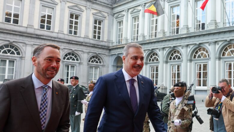  Bakan Fidan Brüksel’de Belçikalı Mevkidaşı Tarafından Karşılandı