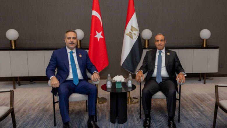  Bakan Fidan Bağdat’ta Mısırlı Mevkidaşıyla Görüştü