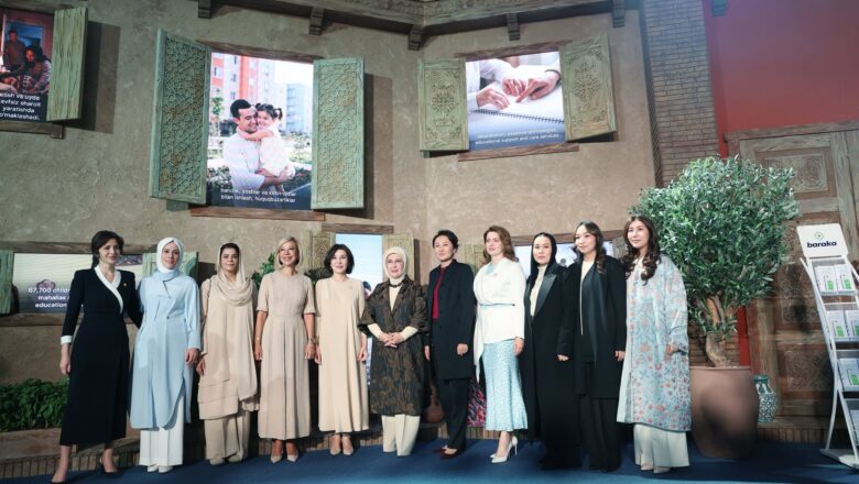  Emine Erdoğan Özbekistan’daki İnsani Gelişim Sergisini İnceledi