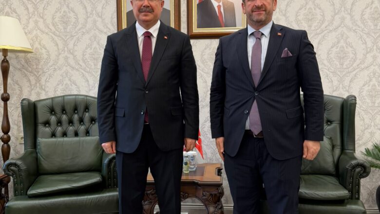 Tek Haber Ajansı Yönetim Kurulu Başkanı Solmaz’dan Eskişehir Valisi Yılmaz’a Ziyaret