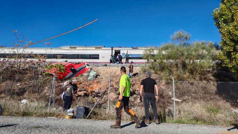 İspanya’da Tren Kazasında Ölü Sayısı 64’e Yükseldi