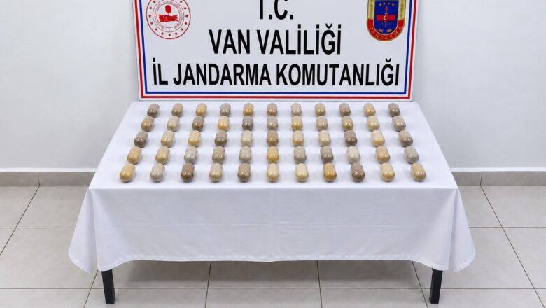  Van’da Kurye Operasyonu: Midesinden Yarım Kilo Metamfetamin Çıktı