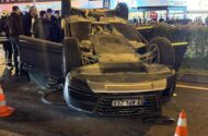 Çorlu’da Otomobil Park Halindeki 3 Araca Çarptı: 2 Yaralı