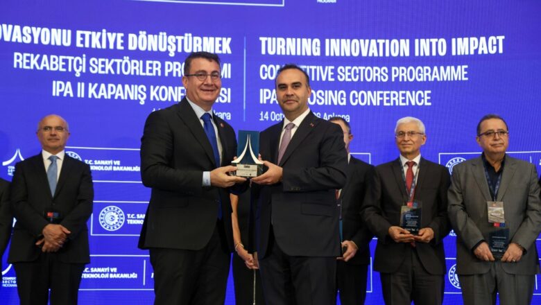  Teknopark İzmir’in Girişimcilik Hamlesine Üstün Proje Ödülü