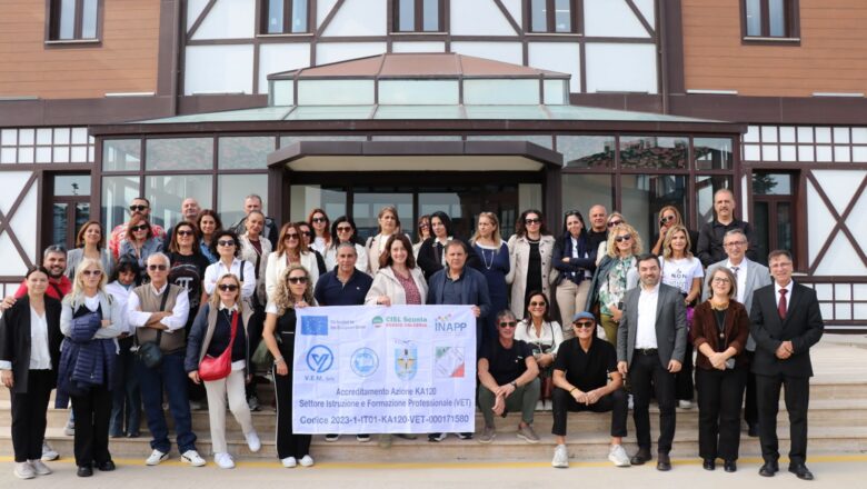  İtalya’dan Gelen Eğitim Heyeti Yalova Makine İhtisas OSB’de Mesleki Eğitim Çalışmalarını İnceledi