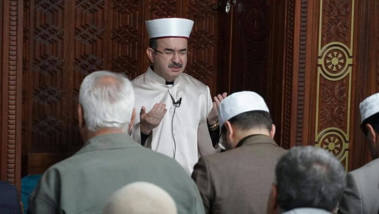 Nazif Fethi Yalçınkaya Bingöl’de Sabah Namazı Buluşmasına Katıldı